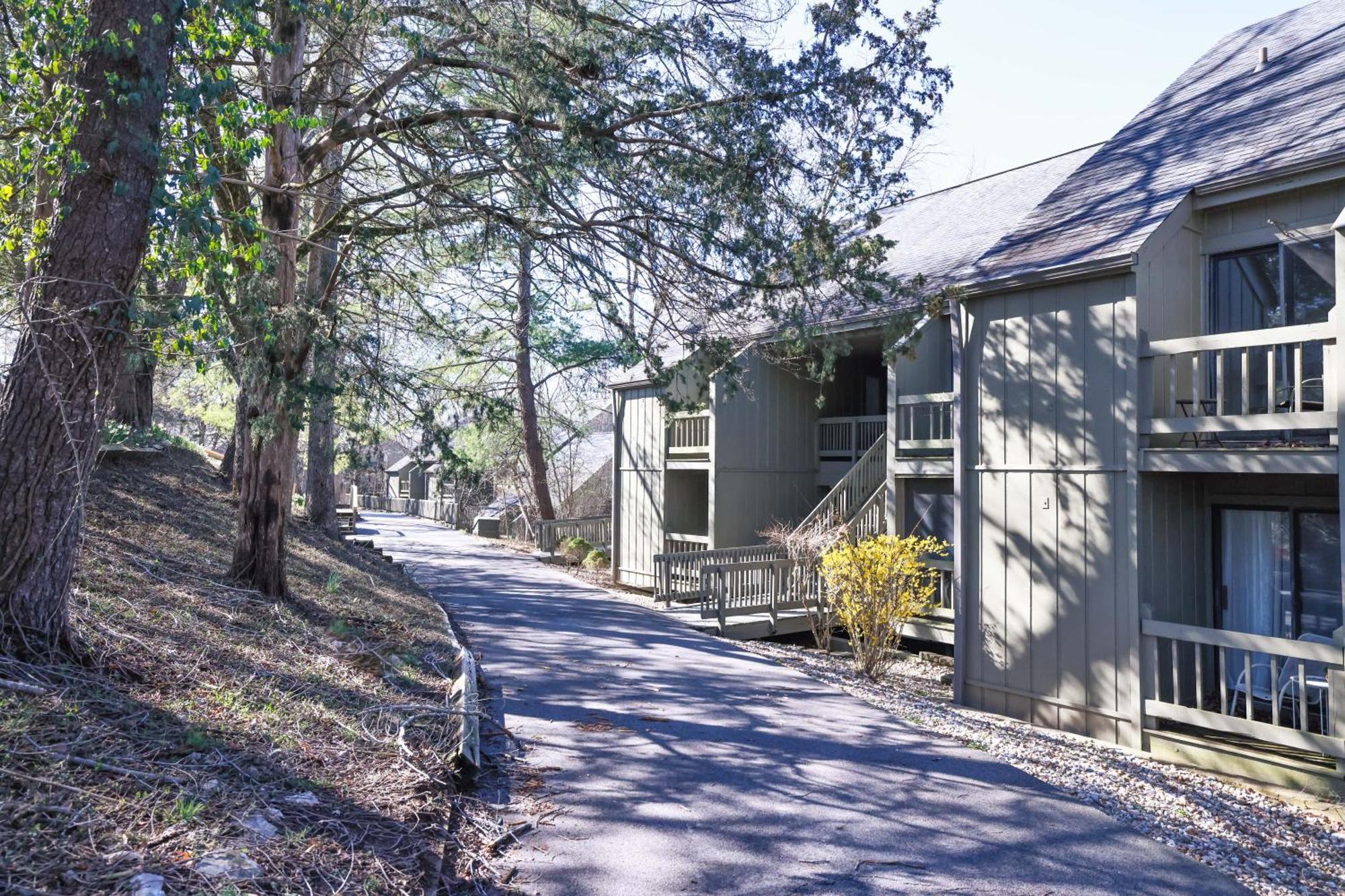 בלומינגטון Cozy Retreat Golf, Lake & Nature At Beautiful Lake Monroe מראה חיצוני תמונה